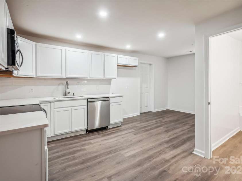 804 Sowell Street, Lancaster, SC 29720.  MLS# CAR4188430, YatesRealty ID 4468. 