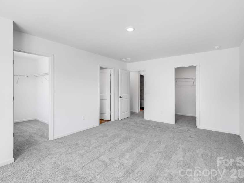 708 Sparano Loop, York, SC 29745.  MLS# CAR4415051, YatesRealty ID 44682. 