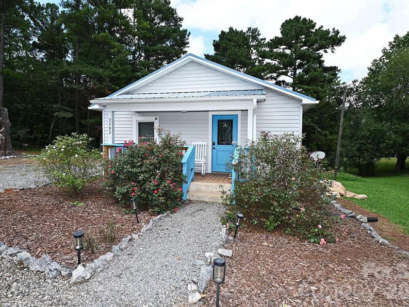 3392 Pearidge Road, Bostic, NC 28018.  MLS# CAR4414530, YatesRealty ID 44683. Front porch