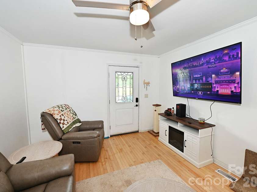3392 Pearidge Road, Bostic, NC 28018.  MLS# CAR4414530, YatesRealty ID 44683. Living room
