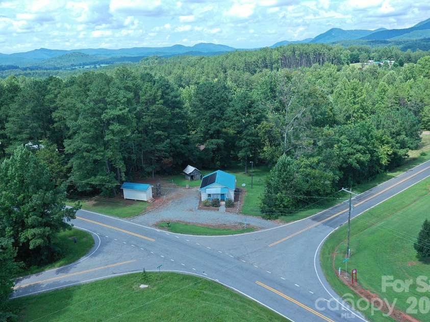 3392 Pearidge Road, Bostic, NC 28018.  MLS# CAR4414530, YatesRealty ID 44683. Look at those mountains