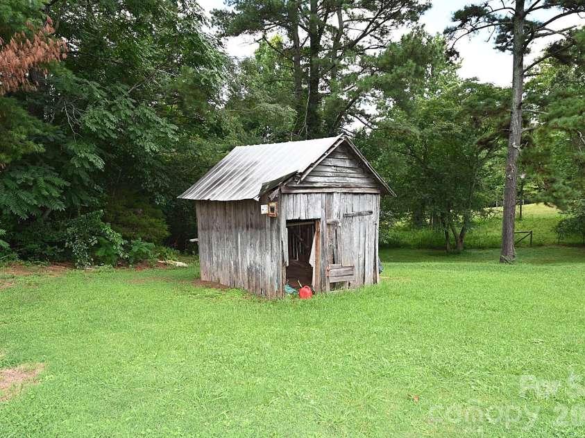3392 Pearidge Road, Bostic, NC 28018.  MLS# CAR4414530, YatesRealty ID 44683. Outbuilding 2