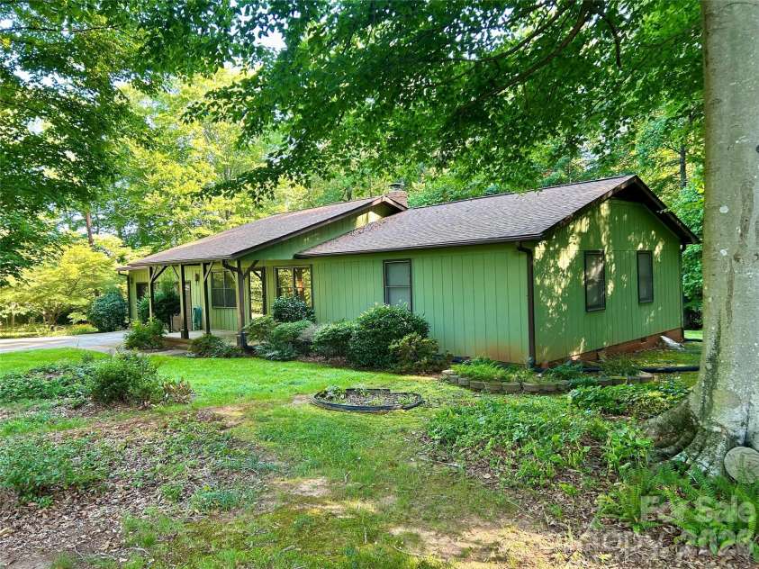 135 Davies Circle, Cleveland, NC 27013.  MLS# CAR4415052, YatesRealty ID 44688. 