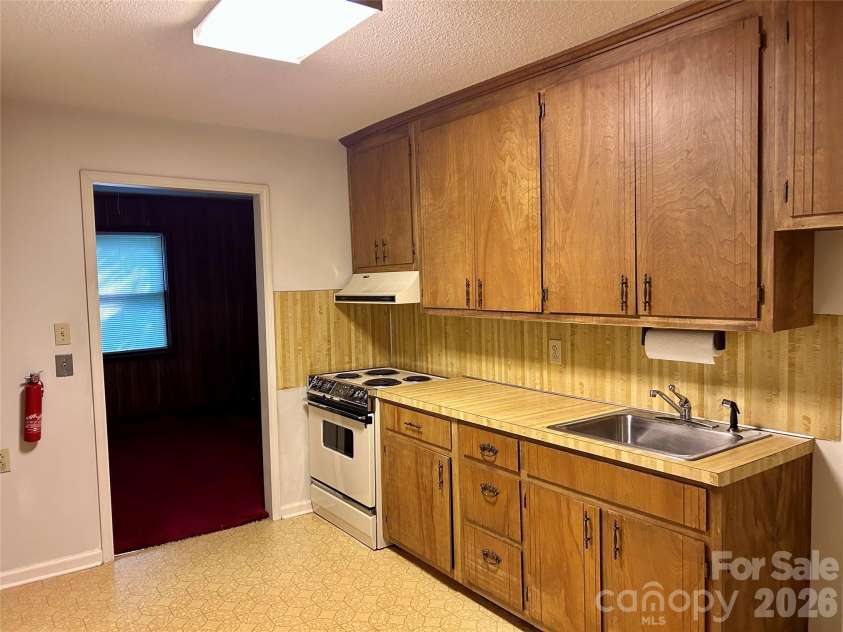 135 Davies Circle, Cleveland, NC 27013.  MLS# CAR4415052, YatesRealty ID 44688. 
