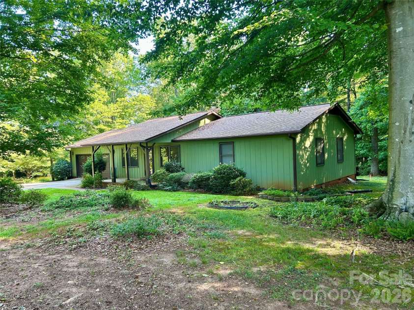 135 Davies Circle, Cleveland, NC 27013.  MLS# CAR4415052, YatesRealty ID 44688. 