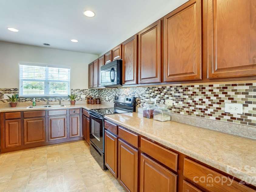 309 River Clay Road, Fort Mill, SC 29708.  MLS# CAR4241023, YatesRealty ID 4469. 