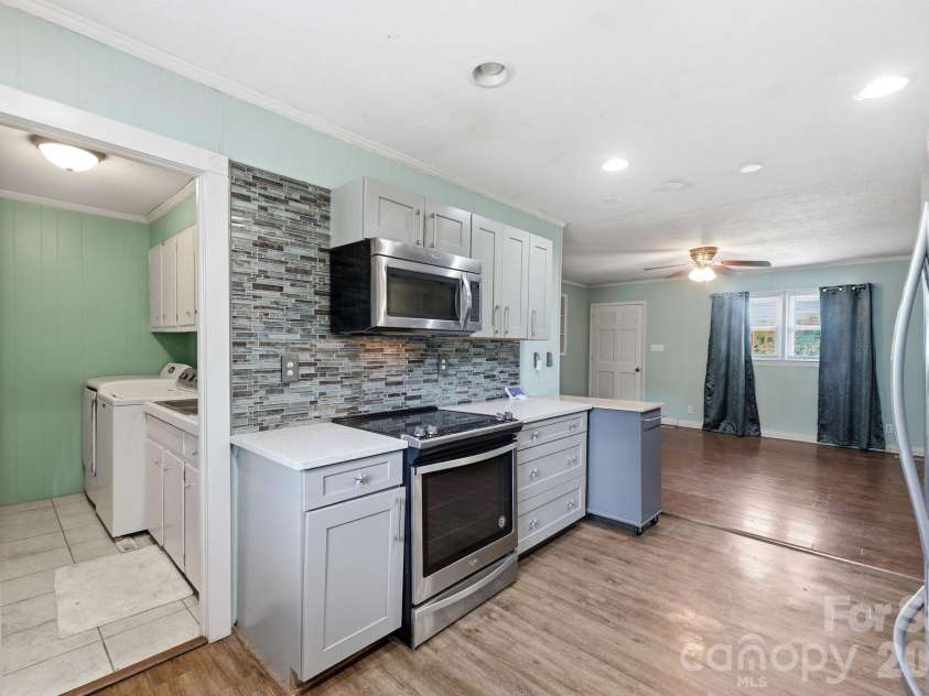 355 Swink Avenue, Salisbury, NC 28147.  MLS# CAR4402977, YatesRealty ID 44690. 