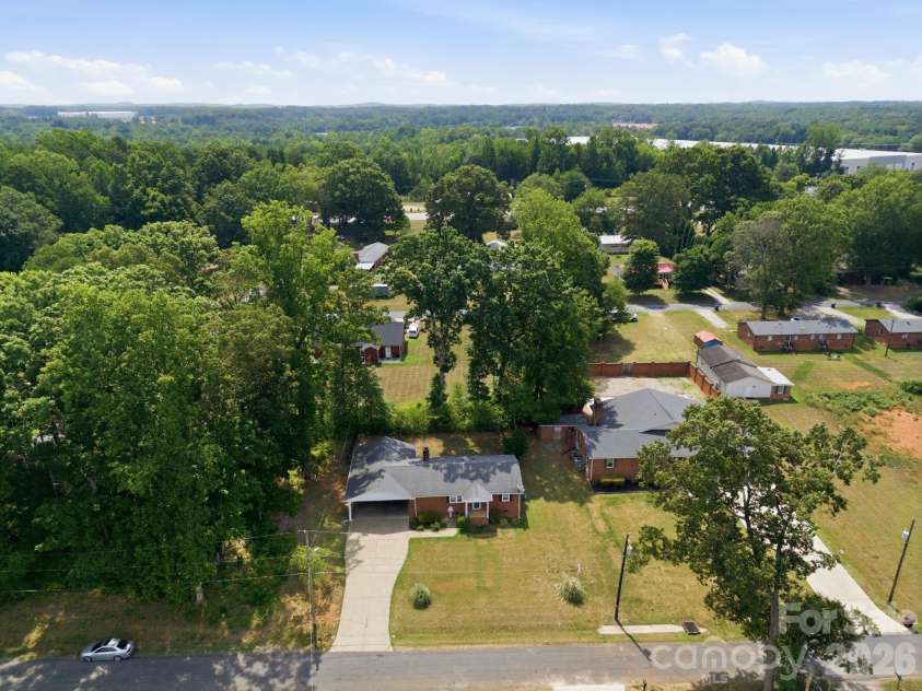 355 Swink Avenue, Salisbury, NC 28147.  MLS# CAR4402977, YatesRealty ID 44690. 
