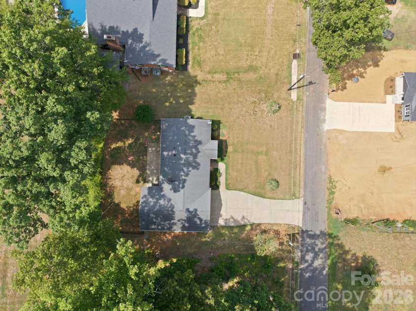 355 Swink Avenue, Salisbury, NC 28147.  MLS# CAR4402977, YatesRealty ID 44690. 