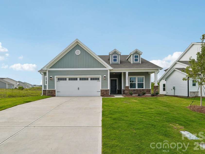 527 Gentle Bend Cove, Locust, NC 28097.  MLS# CAR4413705, YatesRealty ID 44692. 