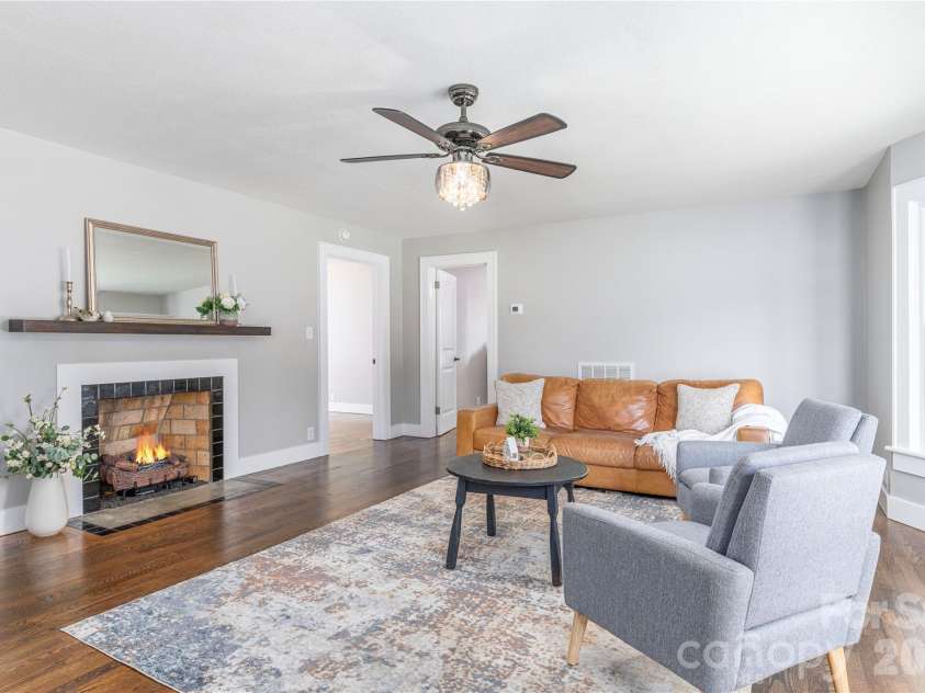 638 Newfound Street, Canton, NC 28716.  MLS# CAR4414081, YatesRealty ID 44694. 