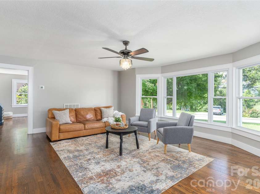 638 Newfound Street, Canton, NC 28716.  MLS# CAR4414081, YatesRealty ID 44694. 