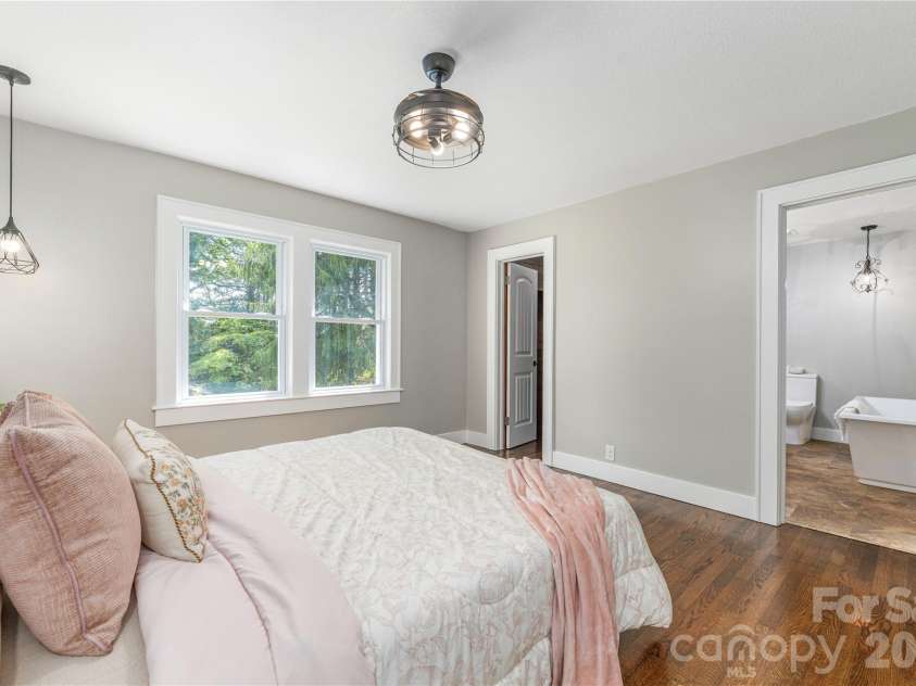 638 Newfound Street, Canton, NC 28716.  MLS# CAR4414081, YatesRealty ID 44694. 
