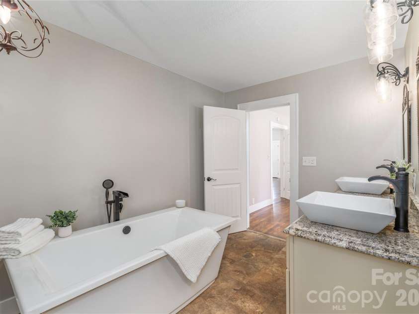 638 Newfound Street, Canton, NC 28716.  MLS# CAR4414081, YatesRealty ID 44694. 