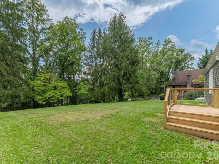 638 Newfound Street, Canton, NC 28716.  MLS# CAR4414081, YatesRealty ID 44694. 