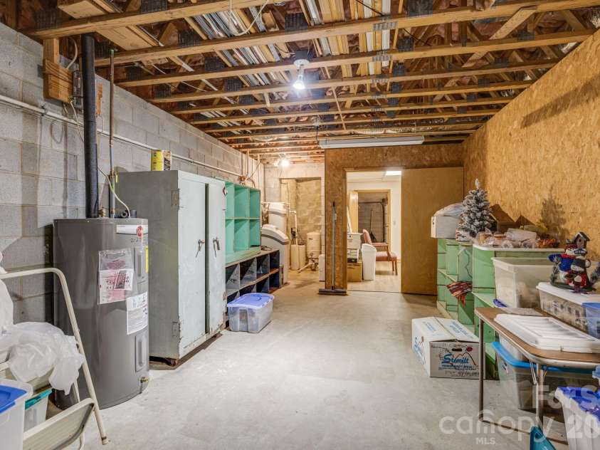 11 Ridgeway Drive, Weaverville, NC 28787.  MLS# CAR4414965, YatesRealty ID 44696. Abundance of storage!