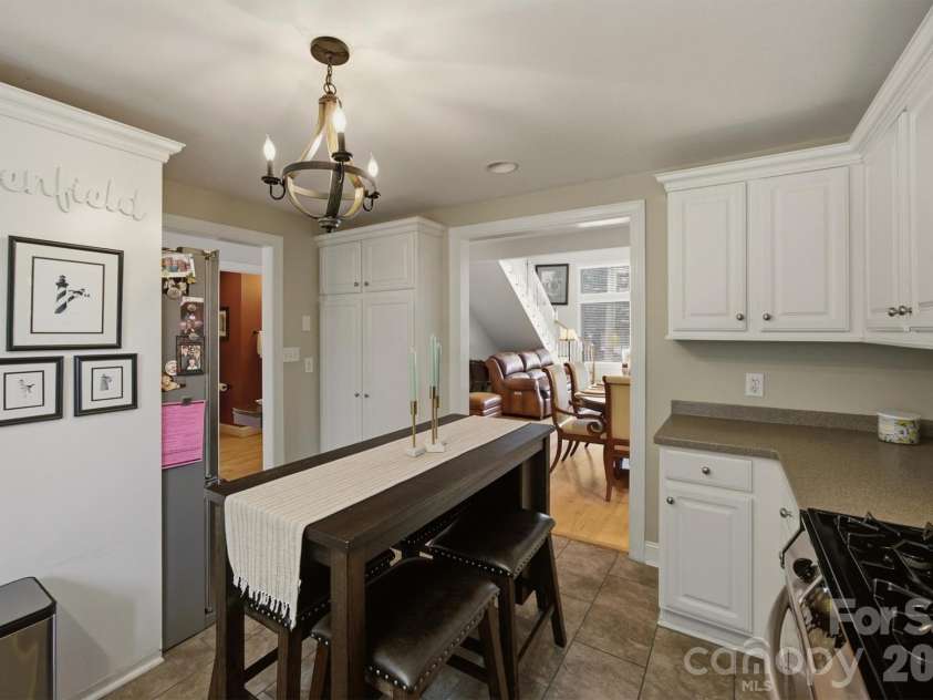 115 Meeting Street, Morganton, NC 28655.  MLS# CAR4410431, YatesRealty ID 44697. 