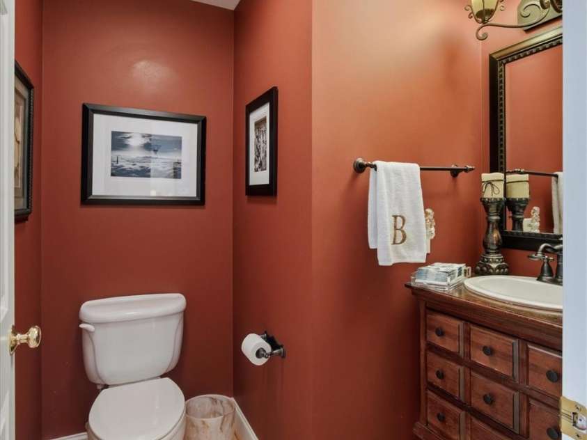 115 Meeting Street, Morganton, NC 28655.  MLS# CAR4410431, YatesRealty ID 44697. 