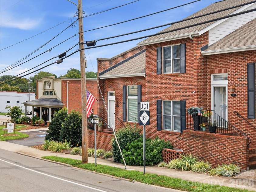 115 Meeting Street, Morganton, NC 28655.  MLS# CAR4410431, YatesRealty ID 44697. 