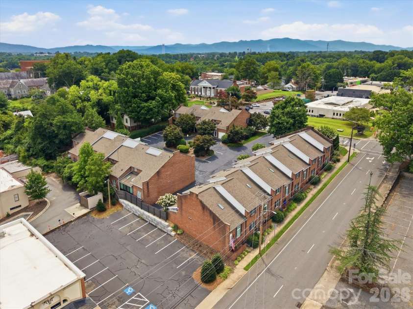 115 Meeting Street, Morganton, NC 28655.  MLS# CAR4410431, YatesRealty ID 44697. 