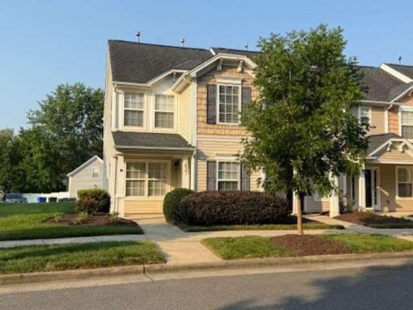 10541 Trolley Run Drive, Cornelius, NC 28031.  MLS# CAR4408681, YatesRealty ID 44699. 