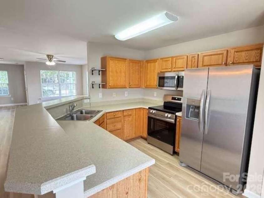10541 Trolley Run Drive, Cornelius, NC 28031.  MLS# CAR4408681, YatesRealty ID 44699. 