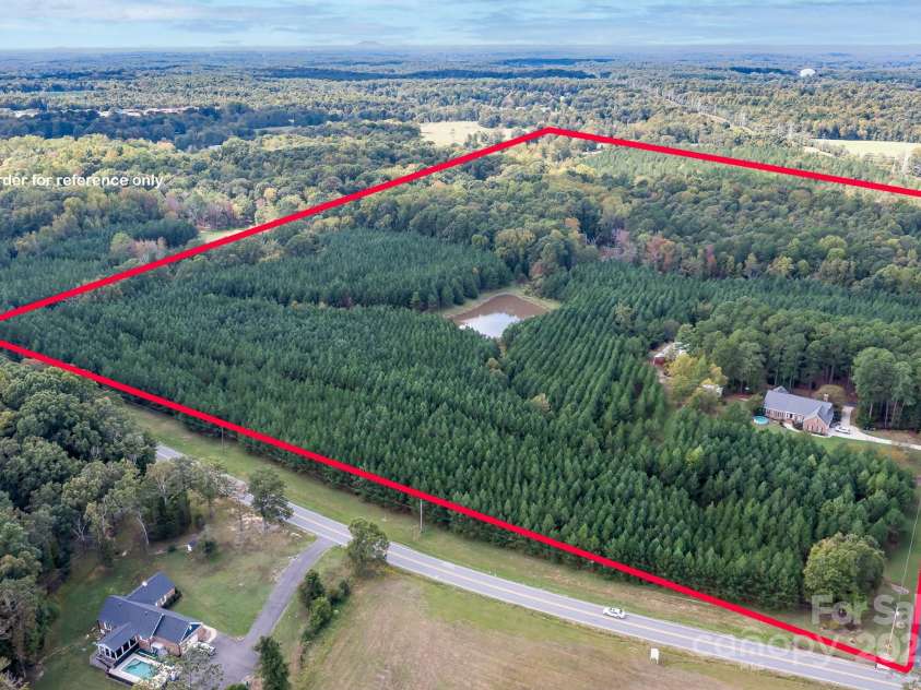 11001 Mount Holly Hntrsvlle Road, Huntersville, NC 28078.  MLS# CAR4219368, YatesRealty ID 447. Lines are approximate, please refer to GIS.