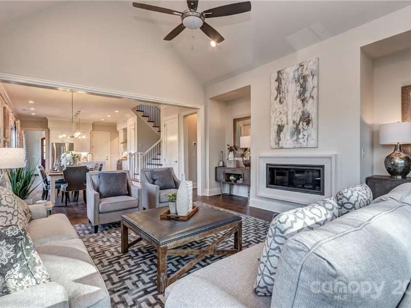 301 Audrey Place, Charlotte, NC 28226.  MLS# CAR3728891, YatesRealty ID 447. 