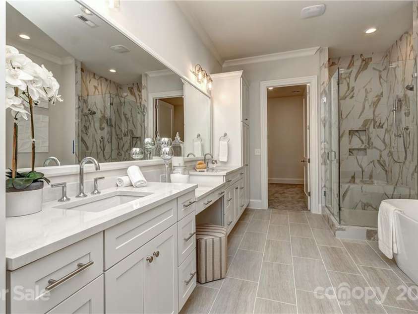 301 Audrey Place, Charlotte, NC 28226.  MLS# CAR3728891, YatesRealty ID 447. 