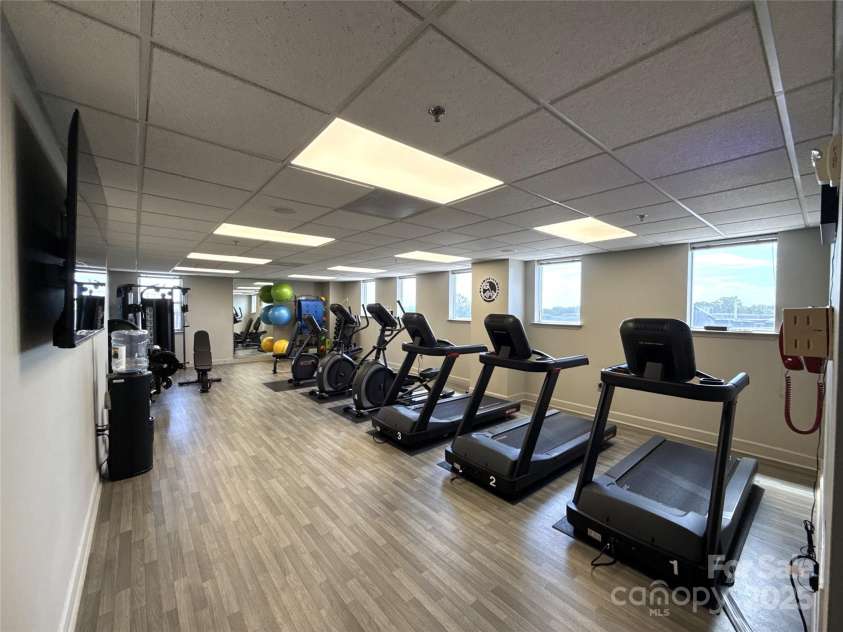 1320 Fillmore Avenue, Charlotte, NC 28203.  MLS# CAR4310101, YatesRealty ID 4470. 