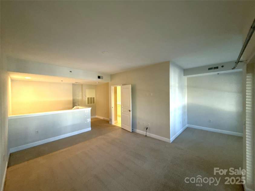 1320 Fillmore Avenue, Charlotte, NC 28203.  MLS# CAR4310101, YatesRealty ID 4470. 