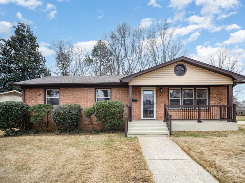 5310 Myrica Lane, Charlotte, NC 28213.  MLS# CAR4228798, YatesRealty ID 4470. 