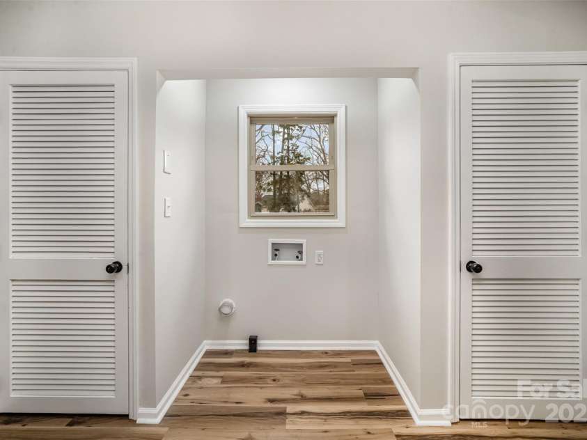 5310 Myrica Lane, Charlotte, NC 28213.  MLS# CAR4228798, YatesRealty ID 4470. 