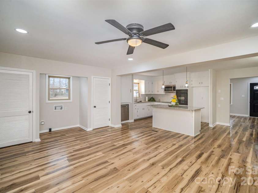 5310 Myrica Lane, Charlotte, NC 28213.  MLS# CAR4228798, YatesRealty ID 4470. 