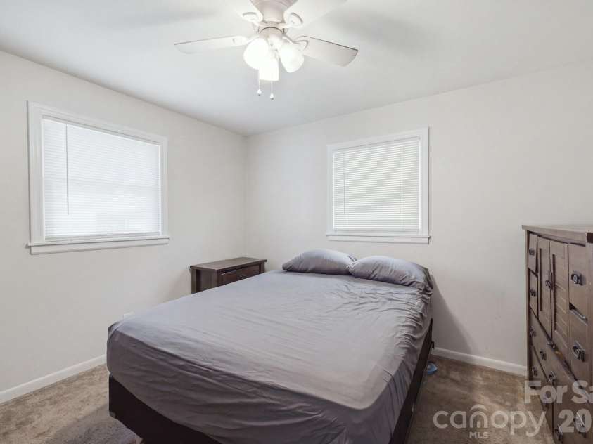 732 Wabash Avenue, Charlotte, NC 28208.  MLS# CAR4415057, YatesRealty ID 44703. 