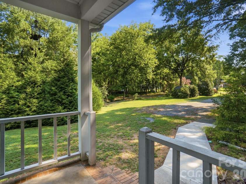 2818 Castlebrook Drive, Monroe, NC 28112.  MLS# CAR4413380, YatesRealty ID 44704. 