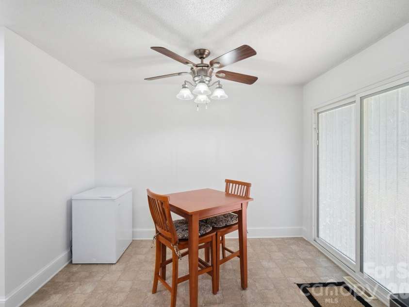 2818 Castlebrook Drive, Monroe, NC 28112.  MLS# CAR4413380, YatesRealty ID 44704. 