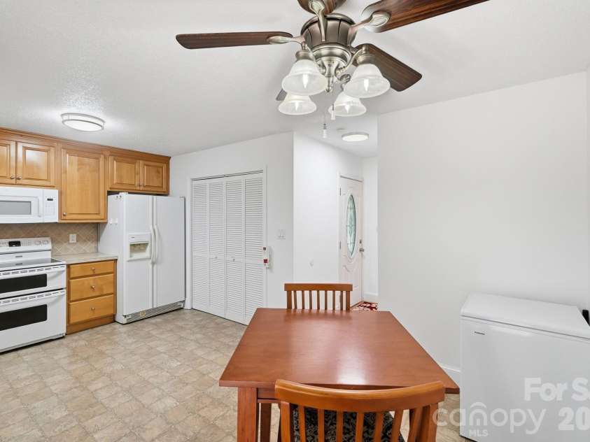 2818 Castlebrook Drive, Monroe, NC 28112.  MLS# CAR4413380, YatesRealty ID 44704. 