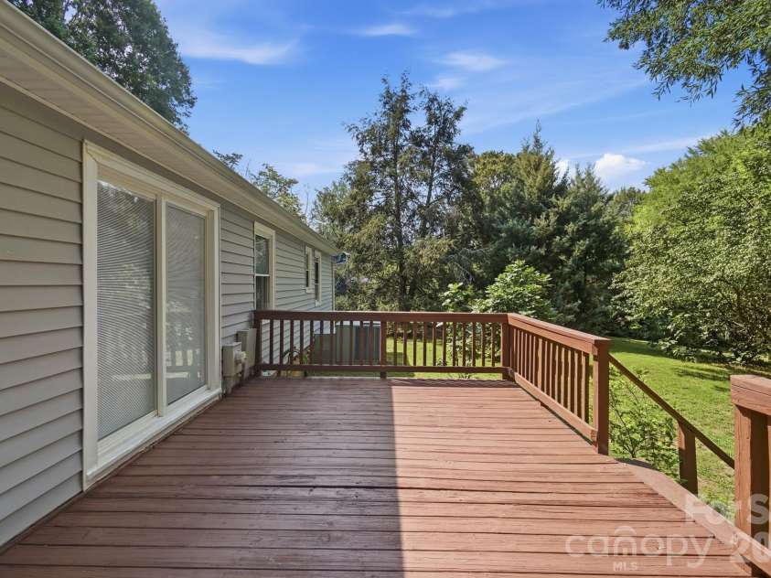 2818 Castlebrook Drive, Monroe, NC 28112.  MLS# CAR4413380, YatesRealty ID 44704. 