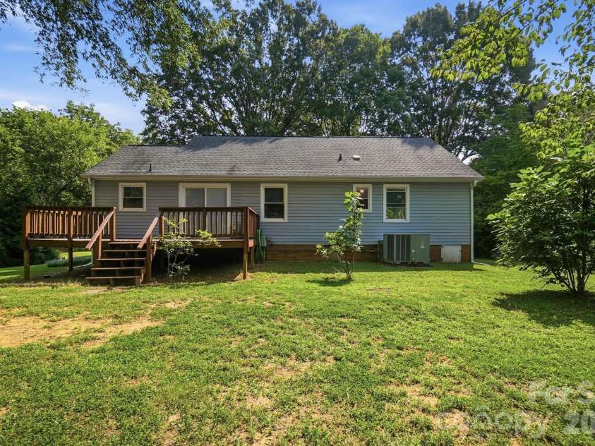 2818 Castlebrook Drive, Monroe, NC 28112.  MLS# CAR4413380, YatesRealty ID 44704. 