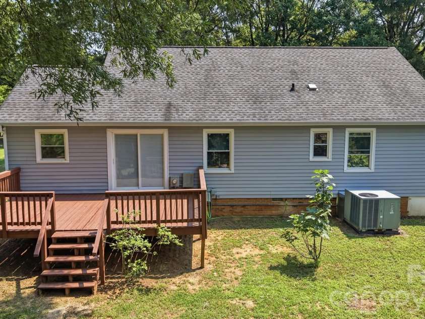 2818 Castlebrook Drive, Monroe, NC 28112.  MLS# CAR4413380, YatesRealty ID 44704. 