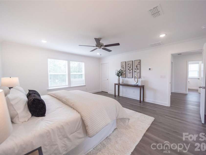 4986 Twin River Drive, Denver, NC 28037.  MLS# CAR4362354, YatesRealty ID 44705. 
