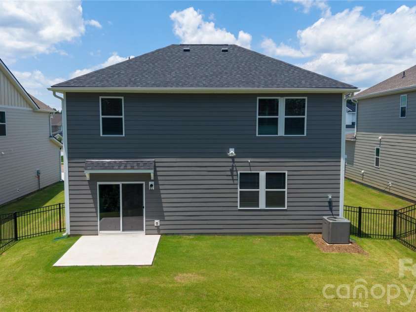 4986 Twin River Drive, Denver, NC 28037.  MLS# CAR4362354, YatesRealty ID 44705. 