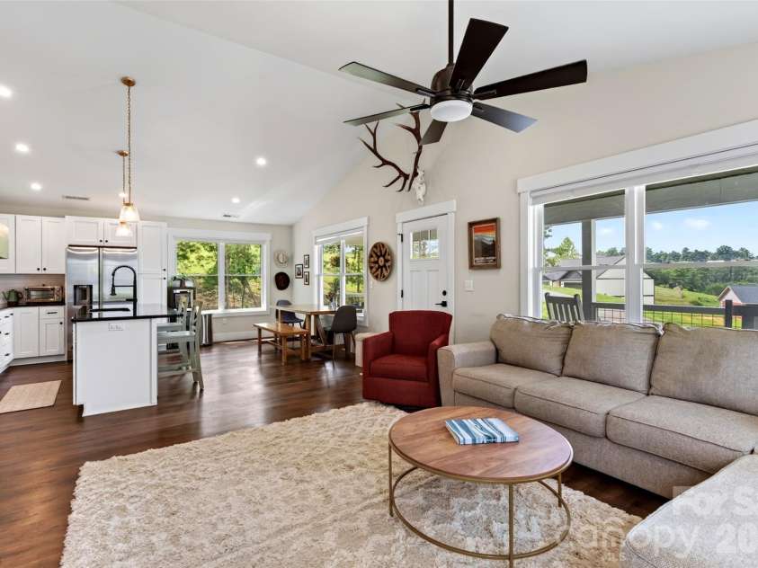 932 Morlin Acres Drive, Marshall, NC 28753.  MLS# CAR4412278, YatesRealty ID 44706. 