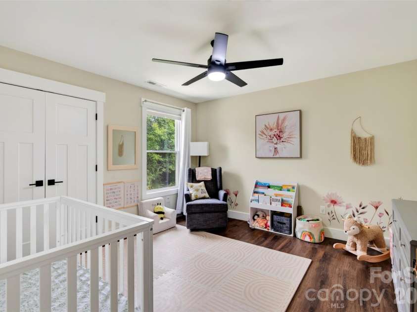 932 Morlin Acres Drive, Marshall, NC 28753.  MLS# CAR4412278, YatesRealty ID 44706. 