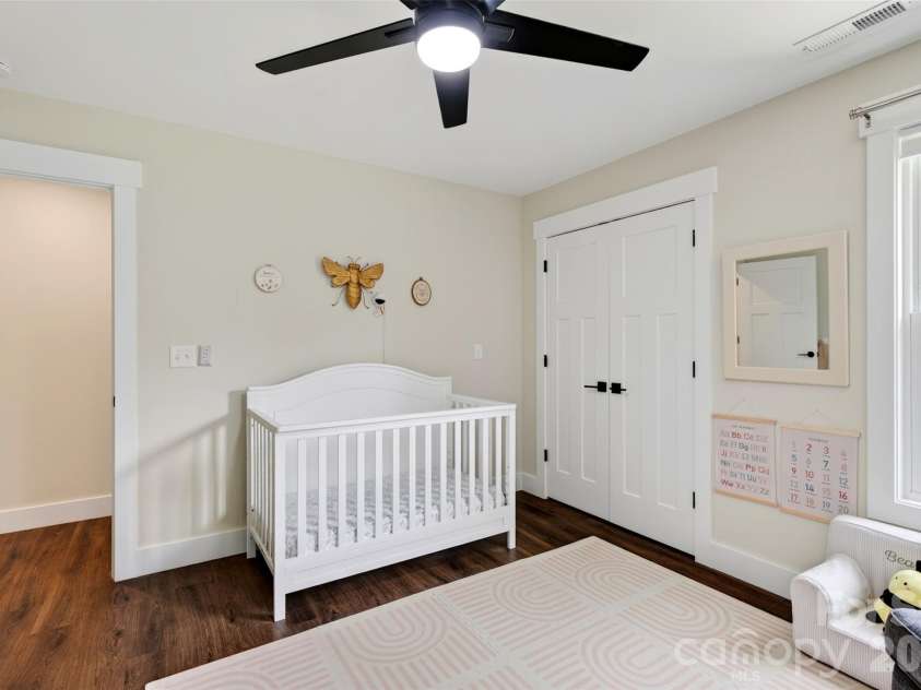 932 Morlin Acres Drive, Marshall, NC 28753.  MLS# CAR4412278, YatesRealty ID 44706. 