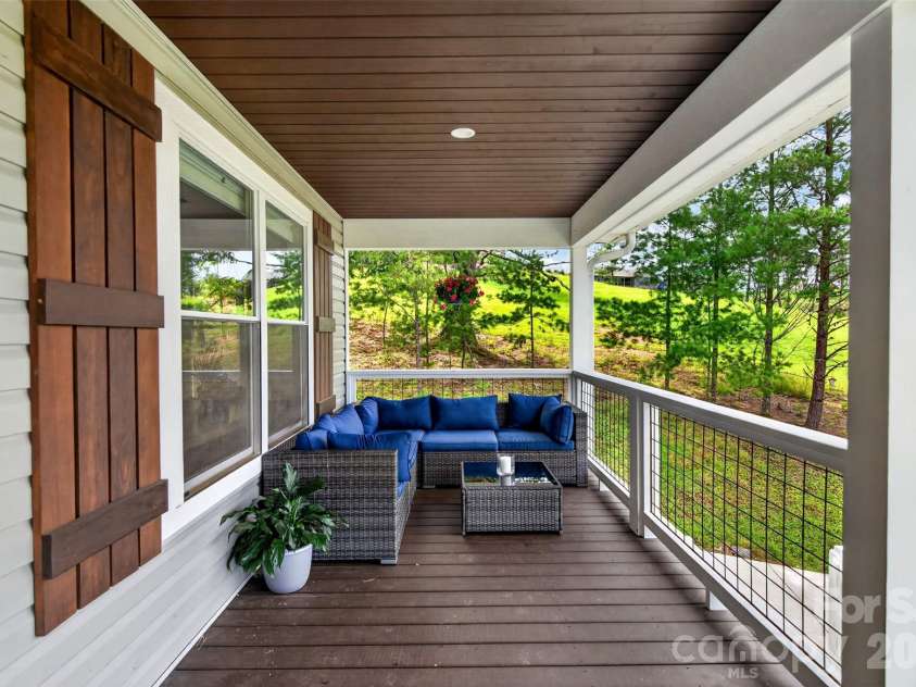 932 Morlin Acres Drive, Marshall, NC 28753.  MLS# CAR4412278, YatesRealty ID 44706. 