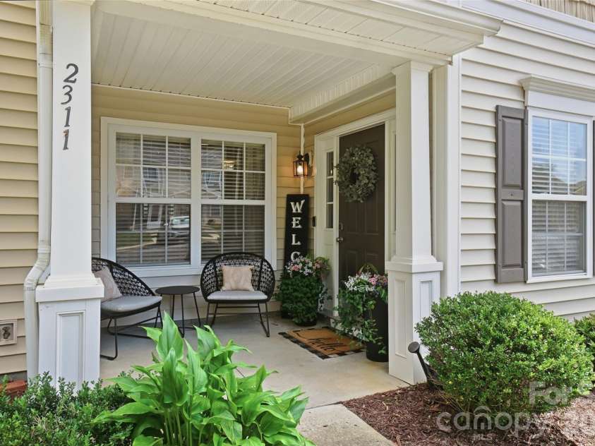 2311 Crosscut Drive, Charlotte, NC 28214.  MLS# CAR4415063, YatesRealty ID 44707. 