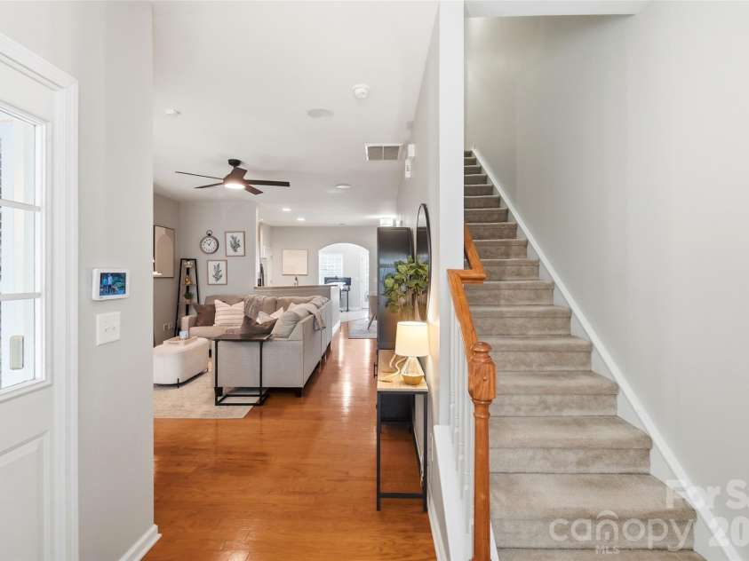 2311 Crosscut Drive, Charlotte, NC 28214.  MLS# CAR4415063, YatesRealty ID 44707. 