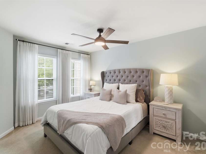 2311 Crosscut Drive, Charlotte, NC 28214.  MLS# CAR4415063, YatesRealty ID 44707. 